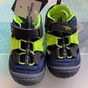 OshKosh B’Gosh kids sandals - NWT - size 8